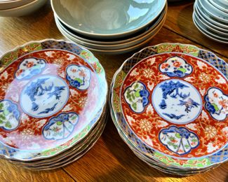 Japanese Takahashi Imari Scalloped Porcelain Plates