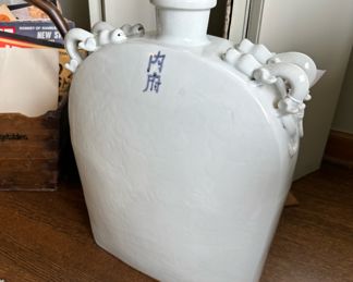 Chinese Dragon Pilgrim Bottle/Jar