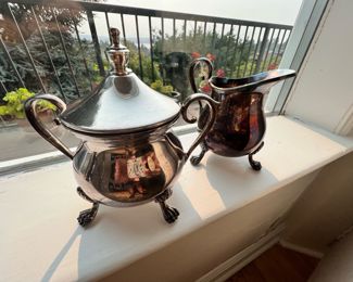 Silverplate Sheffield Silver Co. Sugar Bowl with Lid