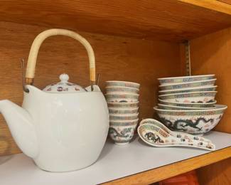 Chinese Ceramic Dragon Design - 3 Mugs, 6 Plates, 1 Miso Soup Bowl, 7 Dipping Bowls, 6 Rice Bowls, 1 Soup Bowl, 2 Soup Spoons, Asian Design/White Teapot