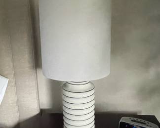 Ribbed Ceramic Table Lamp