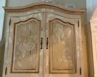 EstateSalesByOlga in Franklin Lakes for an Estate Sale