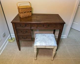 Vintage Singer Sewing Machine