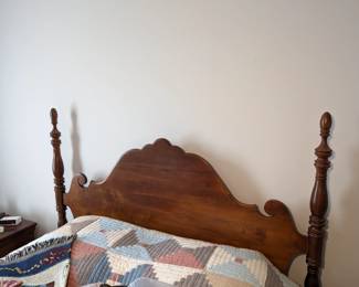 Sumter Furniture Full Size Bed