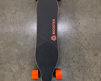 ELECTRIC SKATE BOARD
New, Boosted with Flatland Case