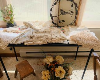 Vintage Crochet Doilies, Tablecloths, Runners