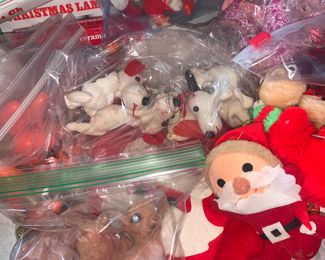 Vintage Christmas Decor’