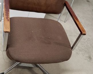 Vintage MCM Globe Business Essentials Inc Chrome Frame Brown Padded Fabric Seat & Vinyl Back Office Chair on Wheels   Call