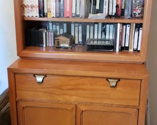 MCM Mid Century 2 pc Cabinet with Original Hardware (Missing 1 glass from top) Bottom 33"W x 20"D x 32"H Top 31"W x 33"H x 13"D $495