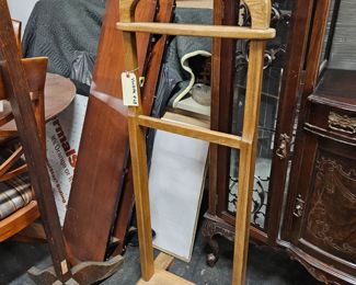 Vintage Solid Oak Wood Butlers Valet Rack $195
