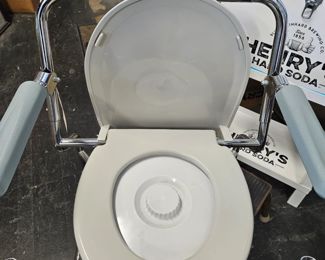 Like New Medline #MDS89668   Portable Commode $50