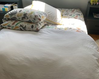 BEDDING AND SEVERAL BEDS AVAILABLE