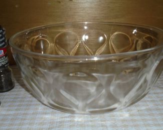Lg clear fruit bowl
