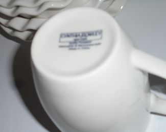 8 Cynthia Rowley coffee mugs