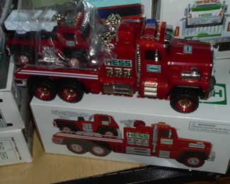 NIB Hess big rig fire rescue truck 2015