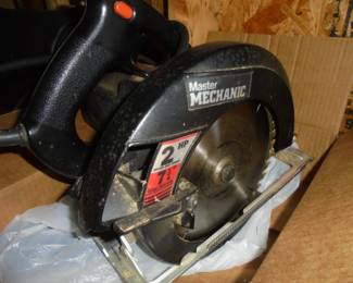 Master Mechanic 2 HP electric saw