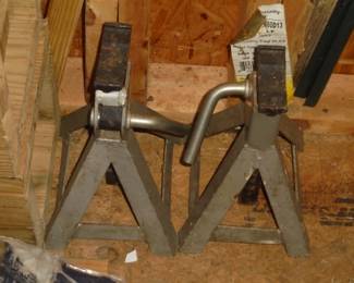 Pair aluminum jack stands