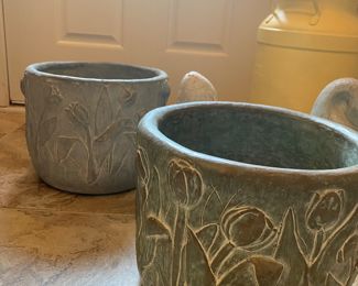 ISABEL BLOOM heavy outdoor planters!!