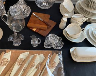 MCM Danish cheese cutting g boards