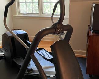 Precore EFX 222 Elliptical. Photo 1 of 4.