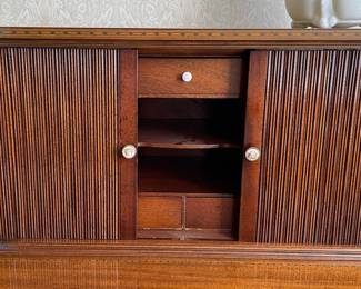 Antique Mahogany Lady's Desk With Banded Tambour Sliding Doors & Satinwood Inlay. Photo 4 of 6.