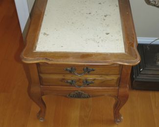 MARBLE TOP SIDE TABLE.