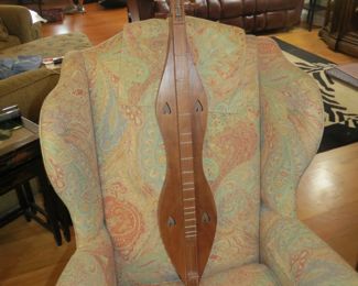 DULCIMER.