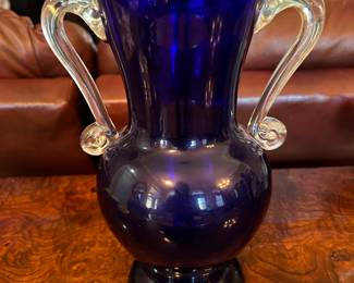 COBALT BLUE ART GLASS VASE.