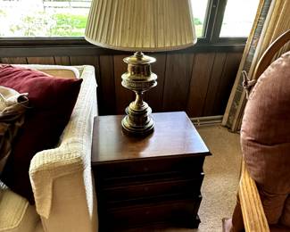Another side table and lamp! ALL in pristine condition! 