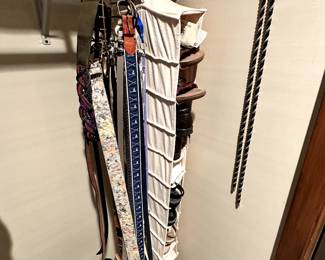 More GREAT woman's clothing and linens! Shoes too!