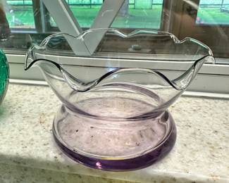 Beautiful ribbon rimmed vase - purple hue!