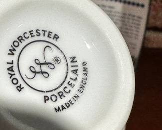 MINT IN ORIGINAL BOX! Royal Worcester Egg Coddler! Made in England!