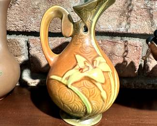 Vintage Roseville Pottery Pitcher!
