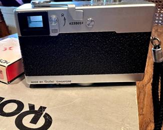 Super nice ROLLEI 35T 35MM camera. Original box, case, additional lenses, and instructions!