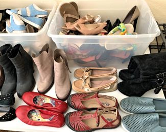 Women's shoes, Sizes 9.5-10