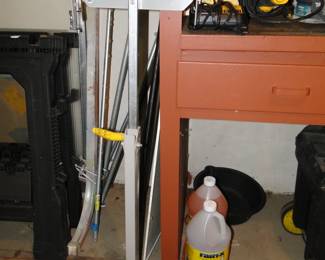 Stand roller, for those extra big cuts that need to be done