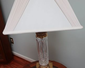             18          pair  of  crystal  lamps   