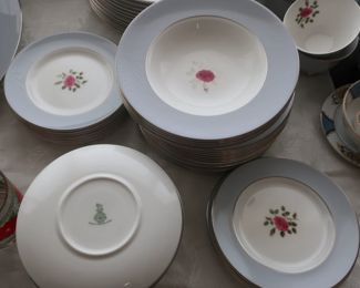38    Royal  Doulton  china        Pattern  Chateau  Rose   