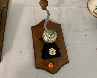 WALL COFFEE GRINDER