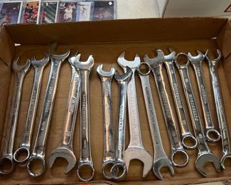 LOT OF WRENCHES