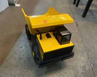 TONKA DUMP TRUCK