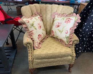 WING BACK CHAIR WITH PILLOWS