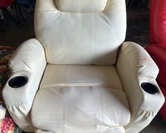 RECLINER