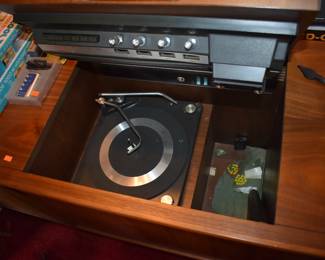 MCM Motorola Solid State Stereo Console with Turn Table, AM-FM Radio, AM-FM Log  and Tuners - A Beautiful Addition to you MCM Collection!
