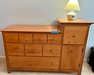 Changing table Dresser 53w x 18d x 38”h $89