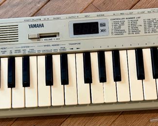 Yamaha MIDI Sound Keyboard CBX-K1XG $100