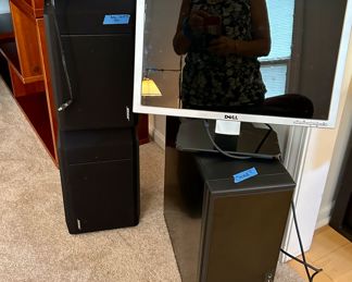 *Bose 301 series4 speakers direct reflecting
Pair of 2 each 16 x 10 $150
*Panasonic DMP-BD35 Blue Ray Player $20
*20” Dell flat panel monitor model SP2008WFPT Antec $50