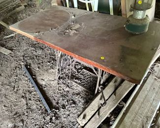 Sewing Machine Table