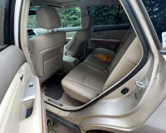 looks like the rear seats weren't even sat in..