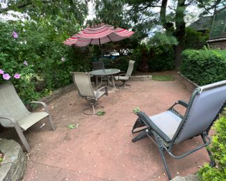 comfy outdoor furniture